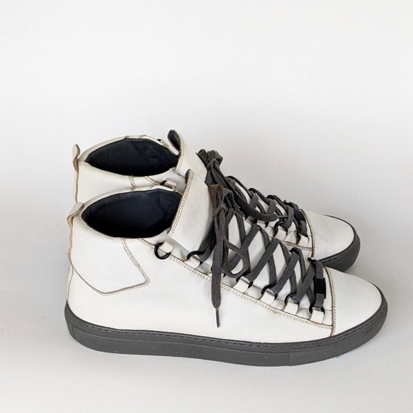 Balenciaga Other - BALENCIAGA LEATHER HIP TOP SNEAKERS